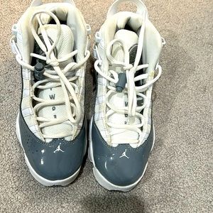 Air Jordan kids basketball shoes